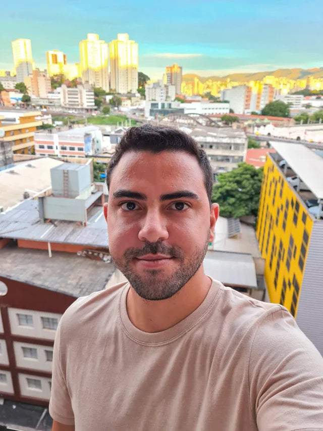 <em>Alejandro Perez. </em>